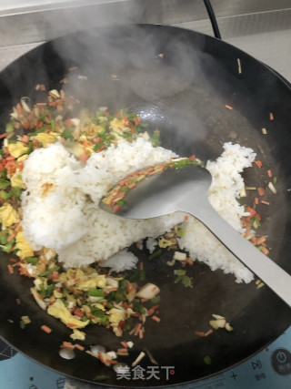 美味炒饭的做法步骤：6