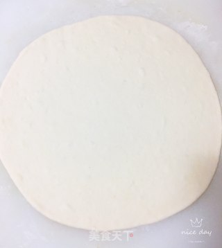 什锦水果披萨的做法步骤：4