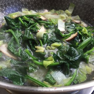 菠菜香菇汤的做法步骤：8