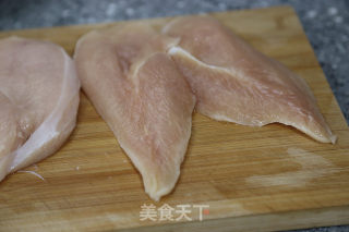 烤箱版鸡米花------减肥零食的做法步骤：2