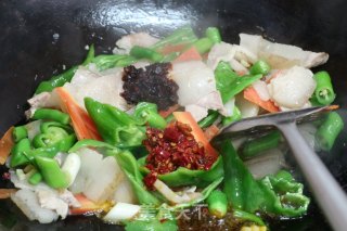 青椒炒回锅肉的做法步骤：6