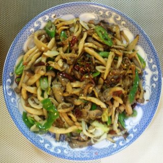 干煸蘑菇小炒的做法步骤：12