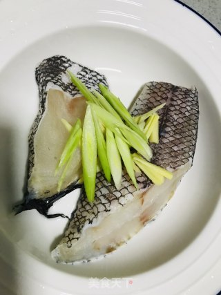 清蒸鳕鱼的做法步骤：3