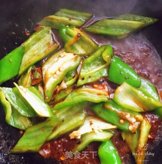 ＃快手小炒＃酱烧尖椒豆皮的做法步骤：9