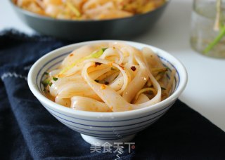 凉拌河粉的做法步骤：7