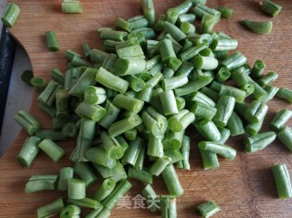 梅菜肉末无筋豆的做法步骤：11