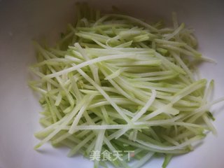 红油佛手瓜的做法步骤：3