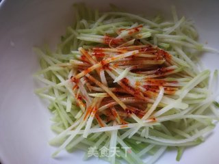 红油佛手瓜的做法步骤：4
