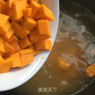 南瓜枸杞小米粥的做法步骤：4