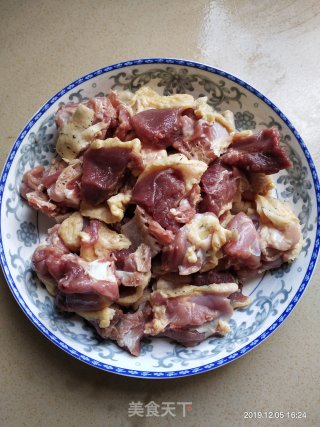 鸭肉炒竹笋的做法步骤：4
