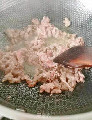 萝卜丝炒牛肉的做法步骤：5