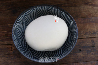 牛肉香菜饺子的做法步骤：2