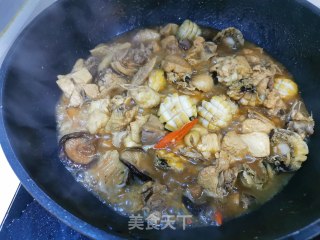 生蚝鲍鱼焖鸡的做法步骤：6