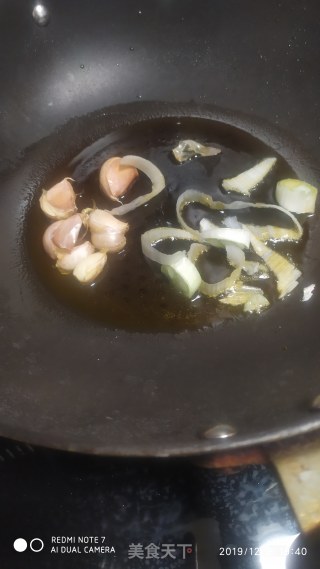 鸡胸肉炒佛手瓜的做法步骤：5