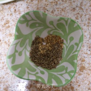 干煸黄豆芽的做法步骤：9