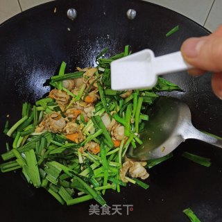 韭菜炒扇贝的做法步骤：8