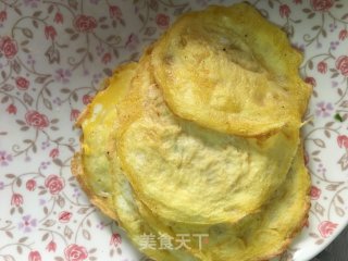 虾肉蛋饺的做法步骤：6