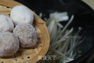 三鲜砂锅米线的做法步骤：4