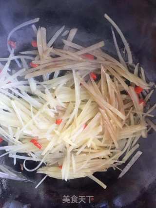 酸辣土豆丝的做法步骤：3
