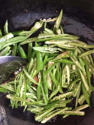 青椒肉丝的做法步骤：3