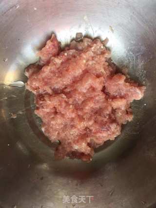 鸡蛋肉汤的做法步骤：1