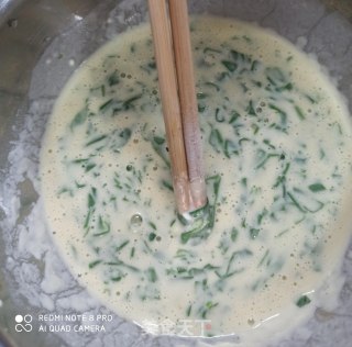 芹菜叶蛋饼的做法步骤：3
