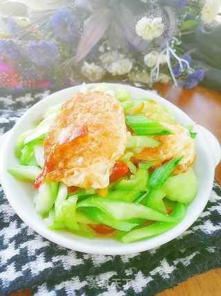 青菜梗煨荷包蛋的做法步骤：10