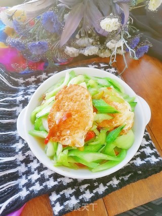 青菜梗煨荷包蛋的做法步骤：12