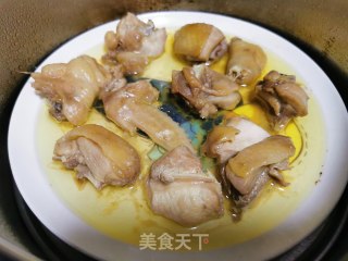 清蒸鸡，茶树菇板栗鸡汤的做法步骤：5