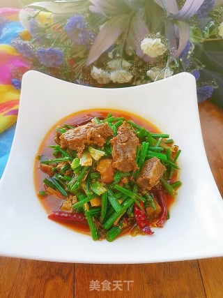 芹菜梗爆炒熟牛腩的做法步骤：10