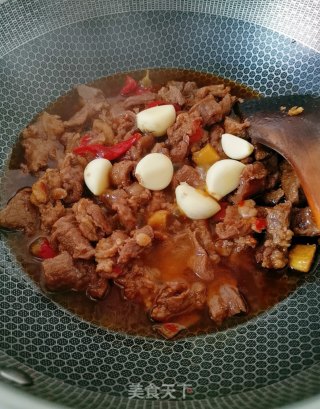 牛腩烧腐竹的做法步骤：9