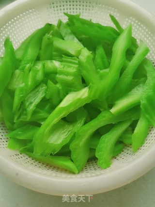 素炒芥菜梗的做法步骤：5