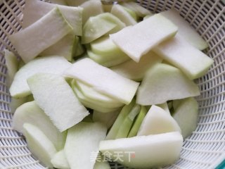 腊肠炒菜果的做法步骤：2