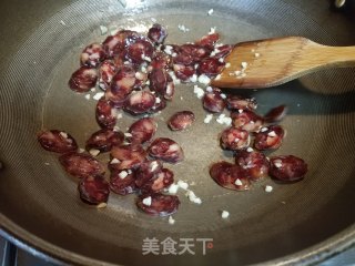 腊肠炒菜果的做法步骤：6