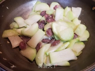 腊肠炒菜果的做法步骤：8