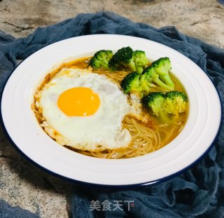 鸡蛋汤面的做法步骤：8