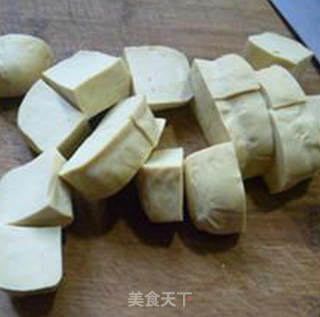 蒜头烧小素鸡的做法步骤：5