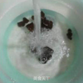 香干黑木耳炒香芹的做法步骤：6