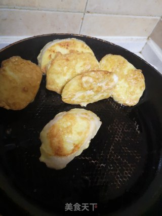 三分钟早餐～煎馒头片的做法步骤：7