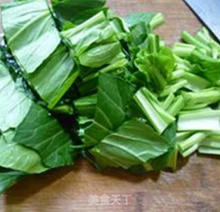 山药炒油菜蕻的做法步骤：4