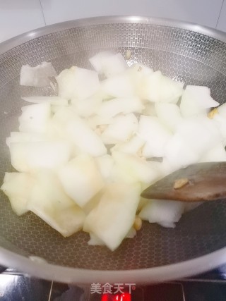 炝炒冬瓜片的做法步骤：4