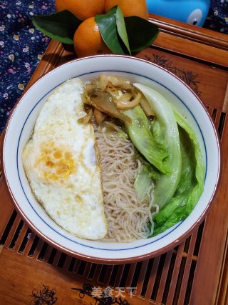 荷包蛋榨菜米粉汤的做法步骤：10