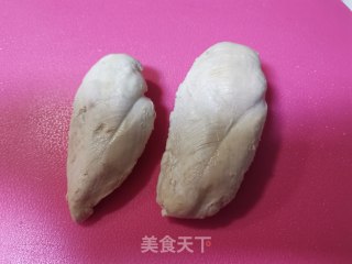 糖醋鸡胸肉的做法步骤：1