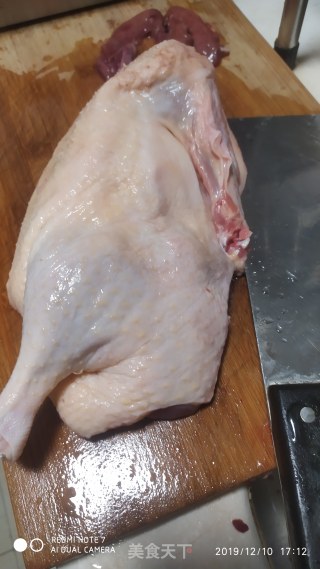 鸭肉萝卜煲的做法步骤：1