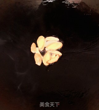 小白菜鱼尾汤的做法步骤：2