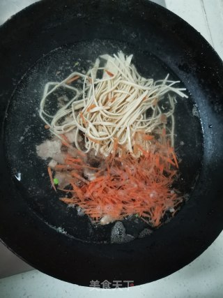 让酸酸辣辣的胡辣汤唤醒你的胃的做法步骤：3