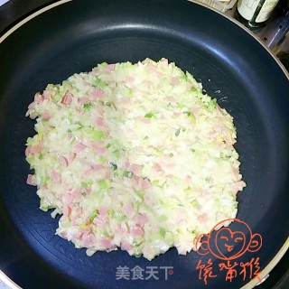 西芹火腿鸡蛋饼的做法步骤：6