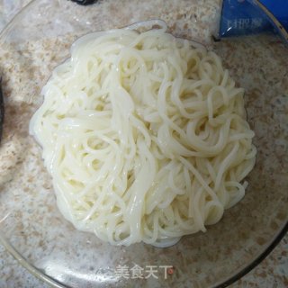 冷面热做的做法步骤：6