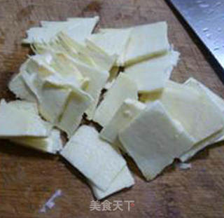雪菜冬笋煮豆腐的做法步骤：6