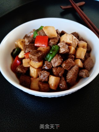 杏鲍菇炒牛肉粒的做法步骤：6
